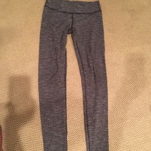 Ivivva Gray Pattered Leggings